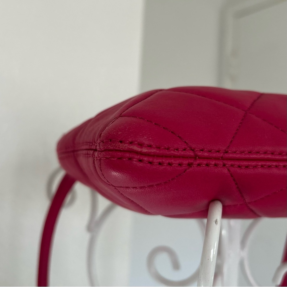 Michael Kors pink B1203 shoulder bag. - Picture 6 of 14